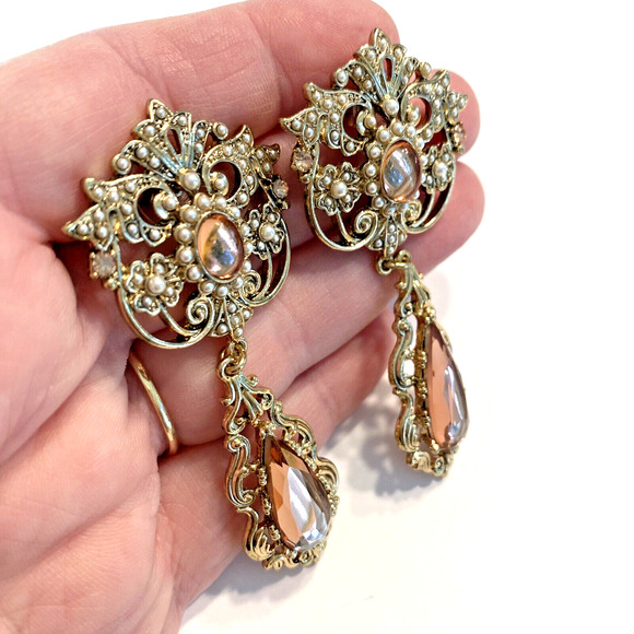 Vintage Inspired Pierced Earrings Gold Statement Drop Dangle Pink Rhinestones - Picture 7 of 7
